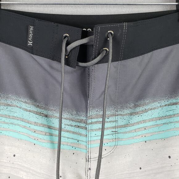 Hurley Men's Size 33 Hybrid Board Shorts Gray Aqua Stripe Beach Vacation Surfer - Picture 4 of 10